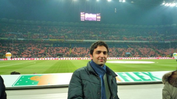 Mohi, Pitchside at the Inter-Milan Derby