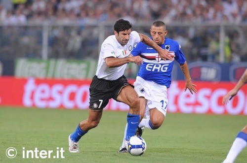 Figo takes on Sampdoria