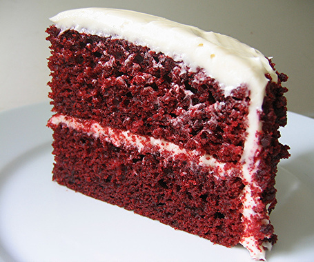 Red_velvet_cake_medium