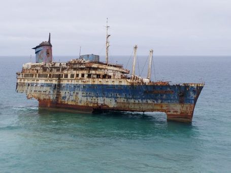 Shipwreck_201_medium